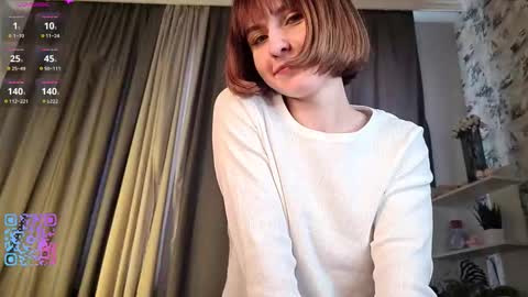 Snapshot of forbidden_fruity chatting on 10-19-25, 09:10 Laura online show from 10-19-25, 09:10