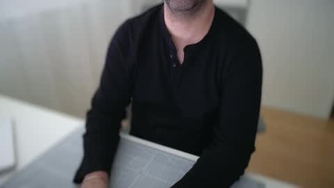 Forbidden Shape online show from 06-10-26, 10:47