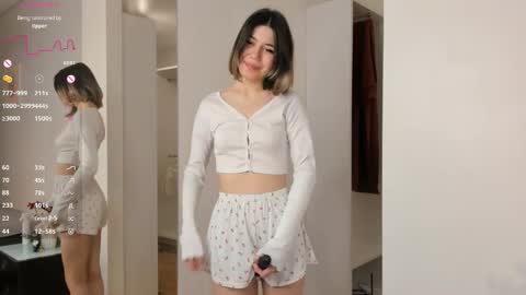 Snapshot of forestproject chatting on 09-28-25, 04:40 Flair online show from 09-28-25, 04:40