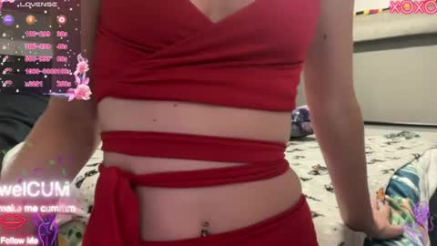 Snapshot of foreverkinkyy chatting on 07-12-26, 05:15 Elaine online show from 07-12-26, 05:15