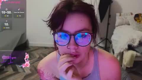 Snapshot of forget__me__nots chatting on 12-14-25, 10:25 forget__me__nots online show from 12-14-25, 10:25