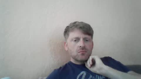 Snapshot of forgotten_lover chatting on 06-08-26, 02:06 forgotten_lover online show from 06-08-26, 02:06