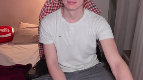 Snapshot of forrest_grump chatting on 12-16-25, 02:38 Dean online show from 12-16-25, 02:38