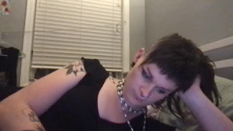 Snapshot of forthedolls chatting on 10-13-25, 02:33 forthedolls online show from 10-13-25, 02:33