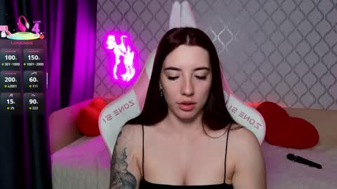 Snapshot of foryoureyesonly__ chatting on 05-13-26, 11:00 Lily online show from 05-13-26, 11:00