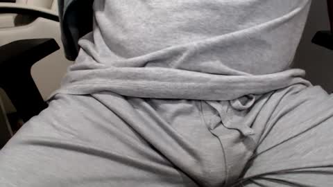 foster19422002 online show from 12-31-24, 06:27