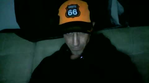 Snapshot of fouraide42 chatting on 05-16-26, 03:36 fouraide42 online show from 05-16-26, 03:36