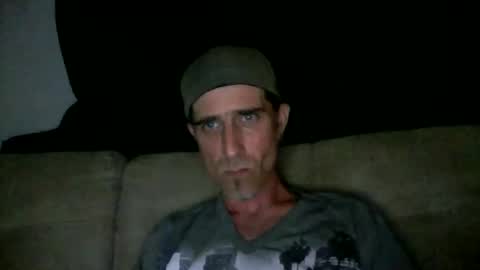 Snapshot of fouraide42 chatting on 05-21-26, 03:57 fouraide42 online show from 05-21-26, 03:57