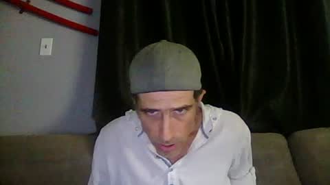 Snapshot of fouraide42 chatting on 06-17-26, 02:36 fouraide42 online show from 06-17-26, 02:36