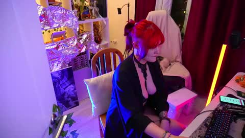 Snapshot of fox_and_dog chatting on 11-30-25, 01:31 Senya subscribe to telegram channel online show from 11-30-25, 01:31