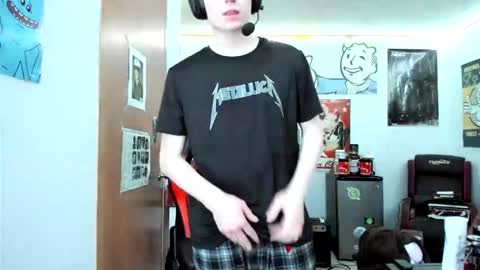 Snapshot of fox_hev chatting on 03-13-26, 04:52 fox hev online show from 03-13-26, 04:52