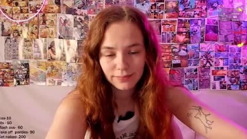 Snapshot of fox_lisaaa chatting on 09-22-25, 08:22 Lisa online show from 09-22-25, 08:22