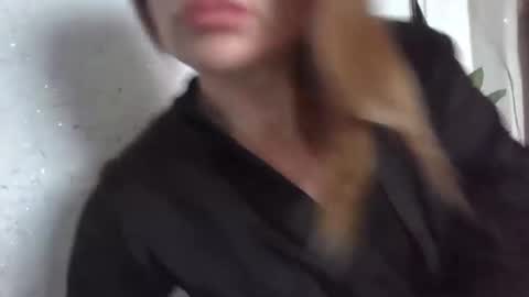 Snapshot of fox_red_lady7 chatting on 02-02-25, 08:35 fox_red_lady7 online show from 02-02-25, 08:35