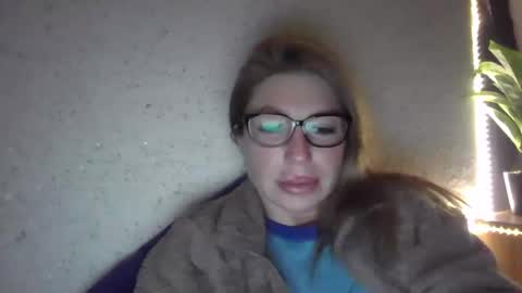 Snapshot of fox_red_lady7 chatting on 02-07-25, 09:15 fox_red_lady7 online show from 02-07-25, 09:15