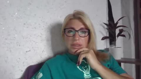 Snapshot of fox_red_lady7 chatting on 10-02-25, 07:26 fox_red_lady7 online show from 10-02-25, 07:26