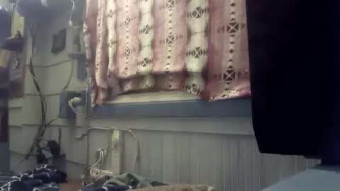 Snapshot of foxbodydave chatting on 11-23-25, 02:50 foxbodydave online show from 11-23-25, 02:50