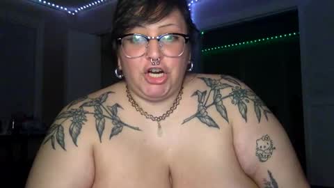 Snapshot of foxdarling96 chatting on 07-31-26, 01:49 foxdarling96 online show from 07-31-26, 01:49