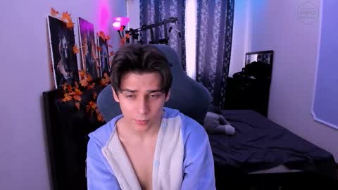 Foxicfu online show from 01-06-26, 09:24