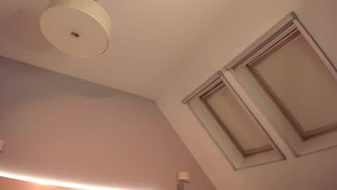 Snapshot of foxie_kiss chatting on 10-18-25, 03:24 Hello world Feel free to follow online show from 10-18-25, 03:24