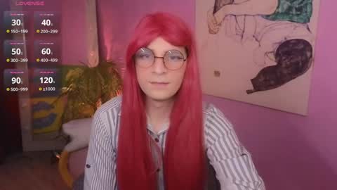 Snapshot of foxispuff chatting on 05-10-26, 08:47 Fox online show from 05-10-26, 08:47