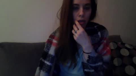 Snapshot of foxmoony chatting on 01-19-25, 08:09 FoxMoony online show from 01-19-25, 08:09