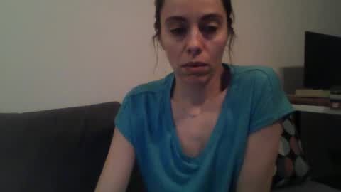 Snapshot of foxmoony chatting on 01-20-25, 06:10 FoxMoony online show from 01-20-25, 06:10