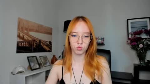 Snapshot of foxsonya chatting on 05-26-26, 05:47 Sonya online show from 05-26-26, 05:47