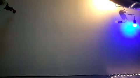 Snapshot of foxx2021 chatting on 02-14-25, 02:50 foxx2021 online show from 02-14-25, 02:50