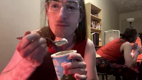 Snapshot of foxxxy_enby chatting on 03-21-26, 08:19 Rainbow online show from 03-21-26, 08:19