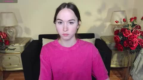 Snapshot of foxxy_girl_ chatting on 11-27-25, 05:09 andice online show from 11-27-25, 05:09