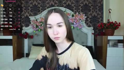 Snapshot of foxxy_girl_ chatting on 12-05-25, 11:41 andice online show from 12-05-25, 11:41
