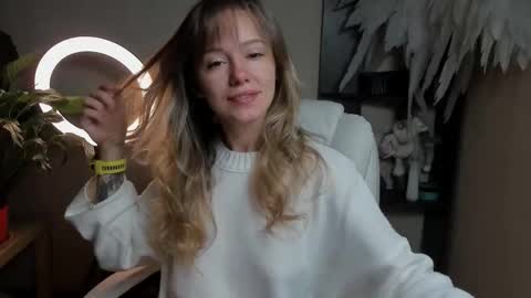 Foxy online show from 09-16-25, 12:22