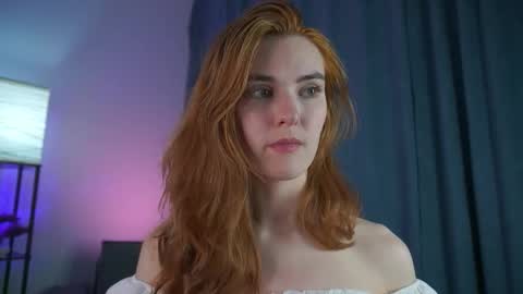 Snapshot of foxy_cute4you chatting on 01-13-26, 08:25 Eva online show from 01-13-26, 08:25