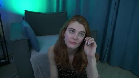 Snapshot of foxy_cute4you chatting on 02-08-26, 08:23 Eva online show from 02-08-26, 08:23