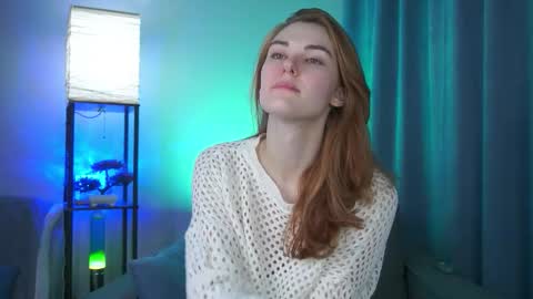 Snapshot of foxy_cute4you chatting on 02-22-26, 08:07 Eva online show from 02-22-26, 08:07