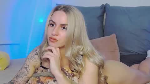 Foxy Kimmi online show from 04-09-26, 06:41