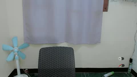 foxy_lei online show from 12-21-25, 10:50