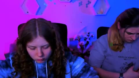 foxy_tease_ online show from 11-25-25, 08:20