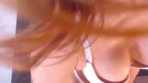 Adela - Single mom. 40 y online show from 10-22-25, 06:35