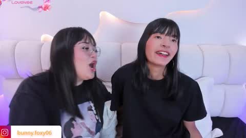 FOXY AND BUNNY online show from 03-26-26, 06:08