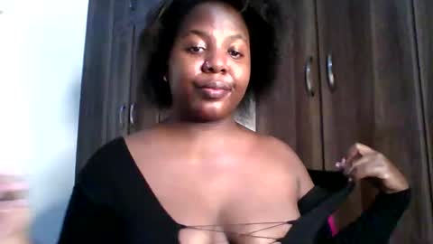 Kayla online show from 10-04-25, 04:21