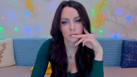 Foxy online show from 11-29-25, 12:19