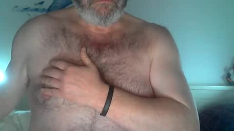 Snapshot of foyett chatting on 03-18-26, 04:32 foyett online show from 03-18-26, 04:32