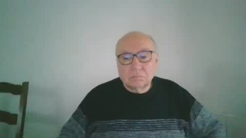 Snapshot of fra94 chatting on 01-21-25, 02:05 fra94 online show from 01-21-25, 02:05