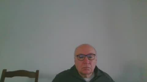 Snapshot of fra94 chatting on 02-05-25, 01:44 fra94 online show from 02-05-25, 01:44