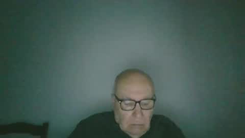 Snapshot of fra94 chatting on 12-19-25, 02:46 fra94 online show from 12-19-25, 02:46