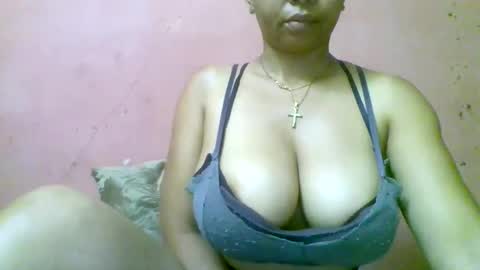 fracisca2204 online show from 11-21-25, 11:53