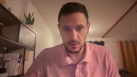 Snapshot of fraisetagada359 chatting on 11-09-25, 06:12 fraisetagada359 online show from 11-09-25, 06:12