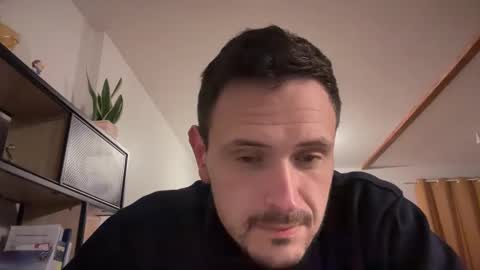 Snapshot of fraisetagada359 chatting on 11-13-25, 05:56 fraisetagada359 online show from 11-13-25, 05:56