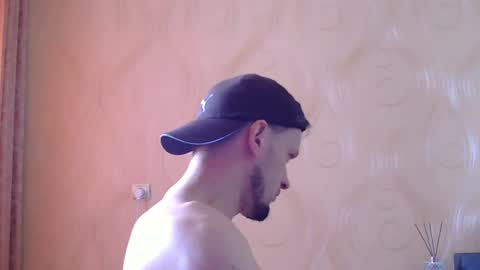 frame_tamer888 online show from 07-14-26, 10:21